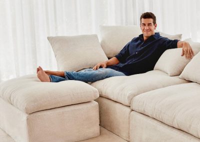 Compra los sofás modernos de marca Atemporal en Murcia y Alicante.