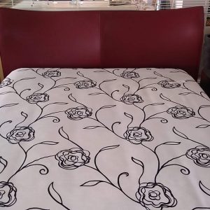 Outlet-Cama Victoria